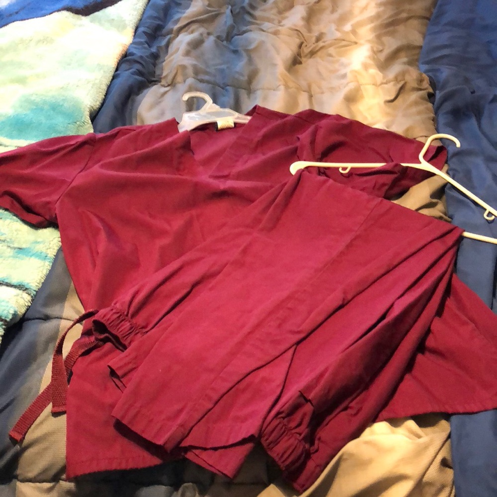 Box of multiple scrubs